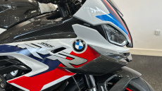 BMW M1000 RR